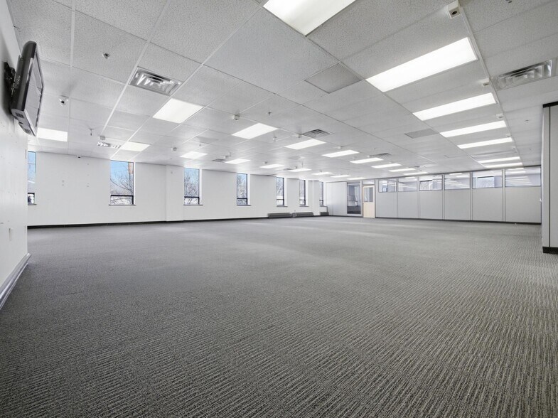 Primary Photo Of 150 Hopper Ave, Waldwick Research And Development For Lease