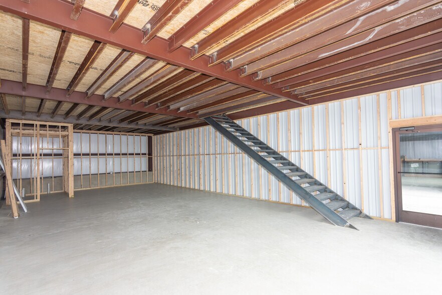 More Photos Of 451 Farrell Rd, Dripping Springs Unknown For Lease