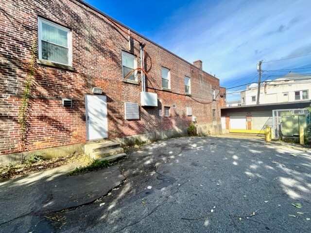 More Photos Of 1224 Hyde Park Ave, Hyde Park Loft Creative Space For Lease