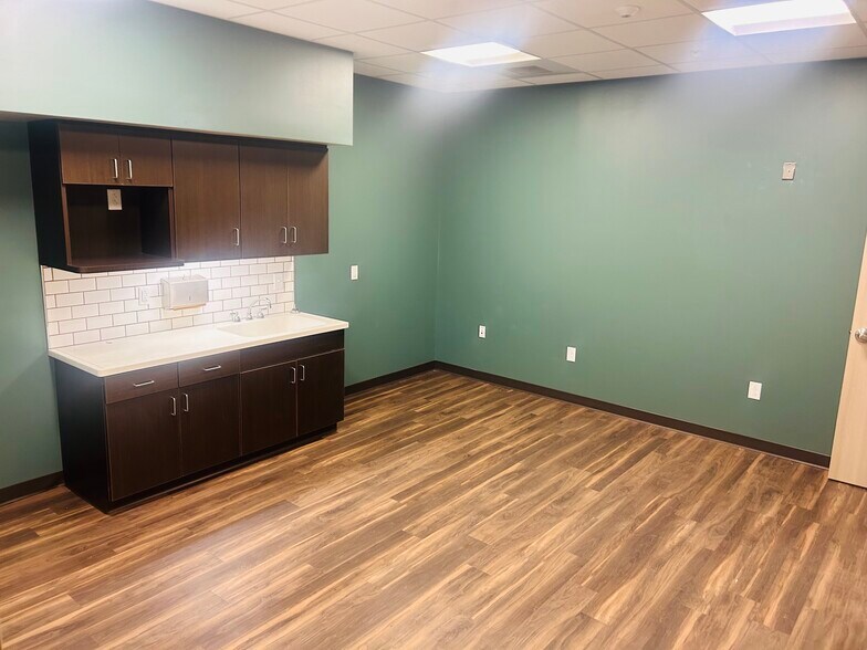 More Photos Of 102 Coyote Ln, Robersonville Medical For Lease