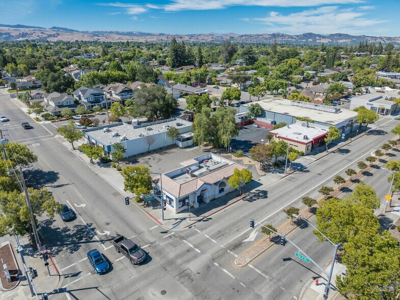 More Photos Of 1593 1st St, Livermore Fast Food For Lease