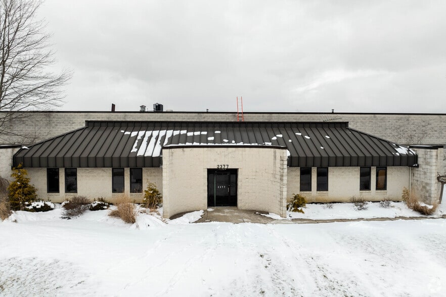 More Photos Of 2377 Enterprise Pky, Twinsburg Warehouse For Lease