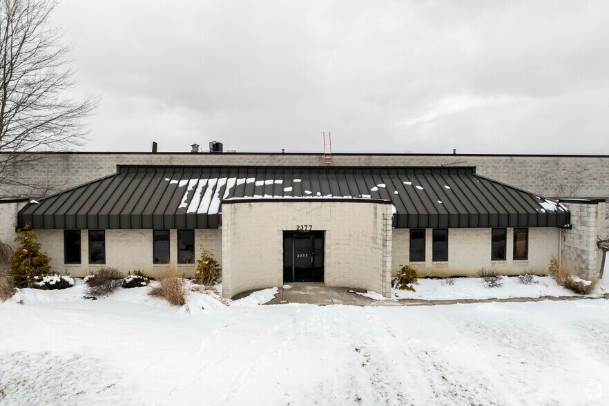 More Photos Of 2377 Enterprise Pky, Twinsburg Warehouse For Lease