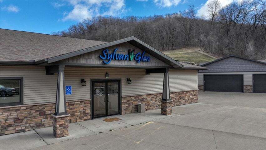 More Photos Of N1856 County Road O, Stoddard Restaurant For Sale