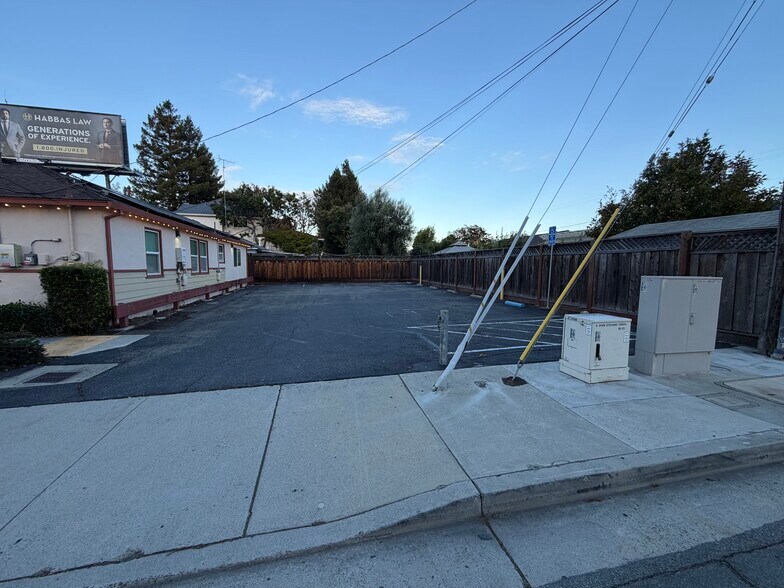 More Photos Of 2498 Stevens Creek Blvd, San Jose Medical For Sale