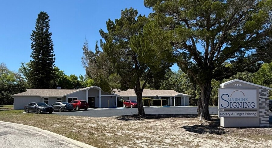 Primary Photo Of 13939 Lakeshore Blvd, Hudson Medical For Lease