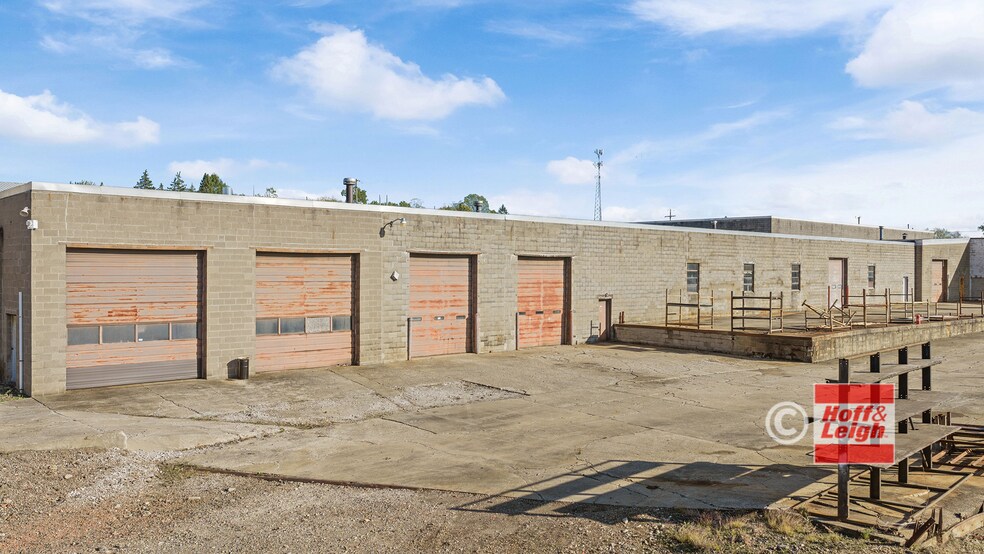 More Photos Of 3417 E Waterloo Rd, Akron Warehouse For Sale