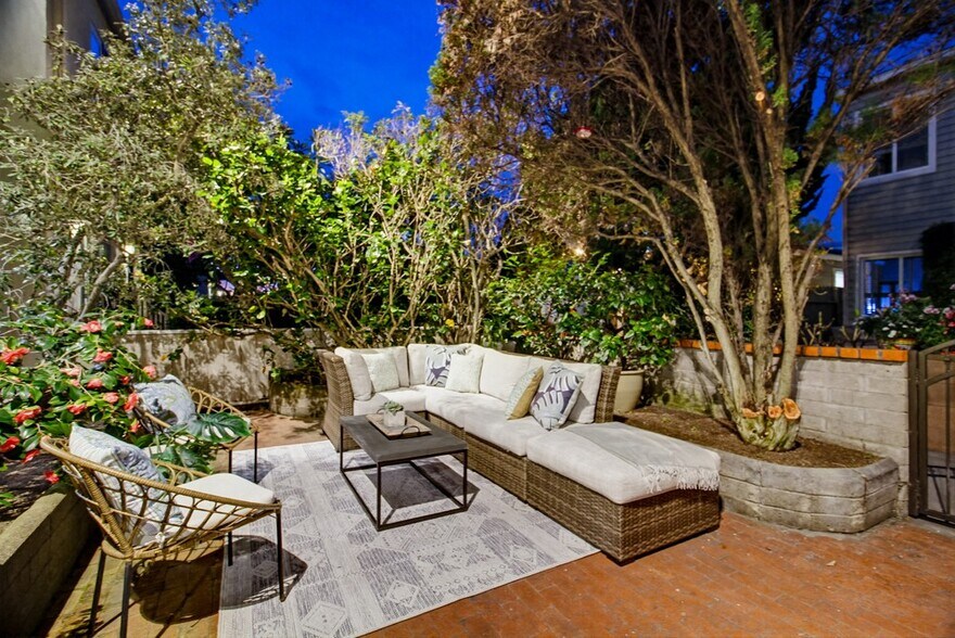 More Photos Of 829 Avalon Ct, San Diego Apartments For Sale