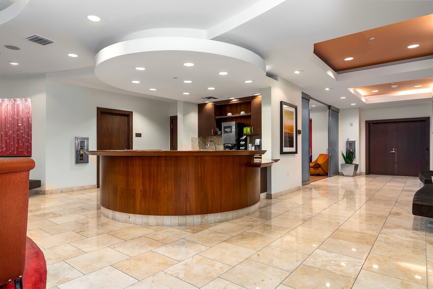 More Photos Of 6803 E Main St, Scottsdale Apartments For Sale