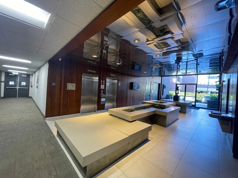 More Photos Of 2107 N Broadway, Santa Ana Loft Creative Space For Sale