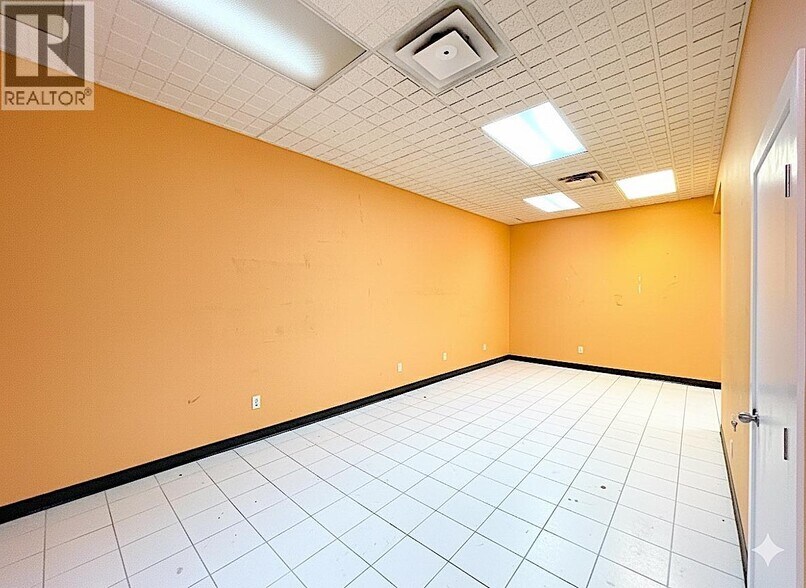 More Photos Of 8611 Alexandra Rd, Richmond Storefront For Lease