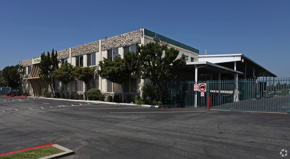 More Photos Of 5623 N Peck Rd, Arcadia Unknown For Lease