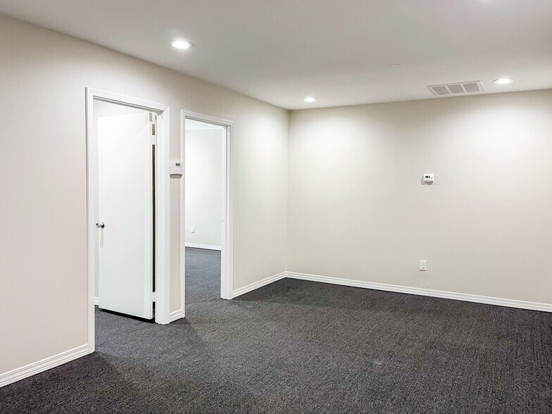 More Photos Of 5917 jones creek Rd, Baton Rouge Office For Lease