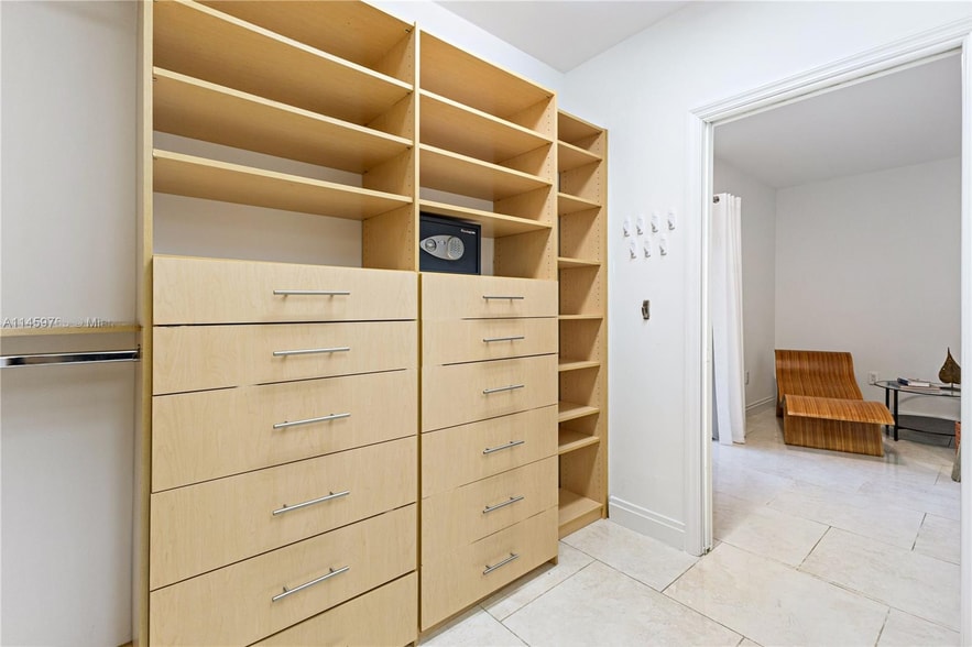 More Photos Of 1505 NE 13th Pl, Miami Beach Apartments For Sale