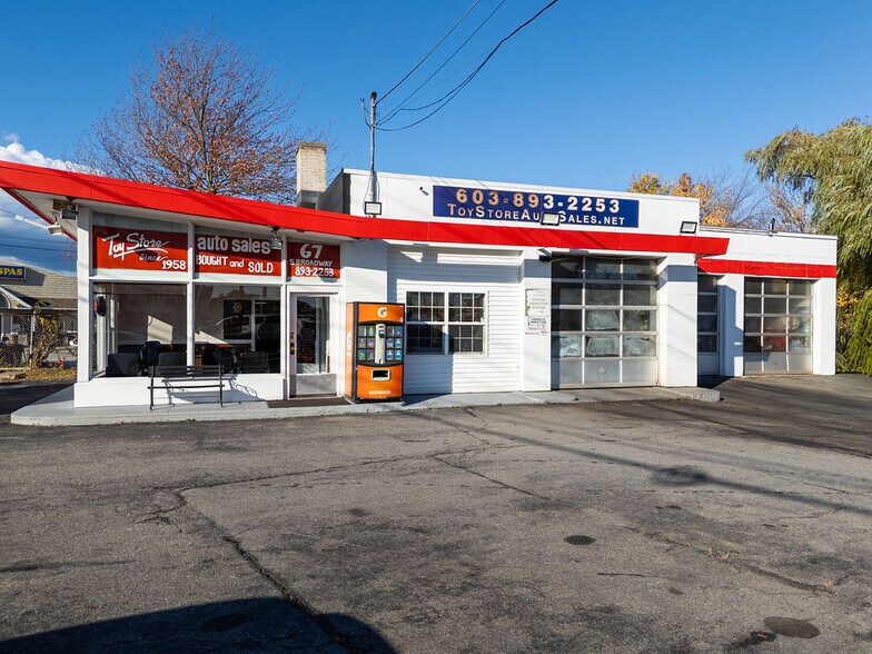 More Photos Of 67 S Broadway, Salem Auto Dealership For Sale