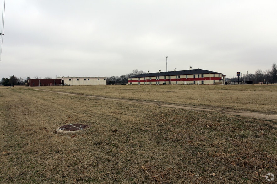 More Photos Of 1300 E Imhoff Rd, Norman Land For Sale
