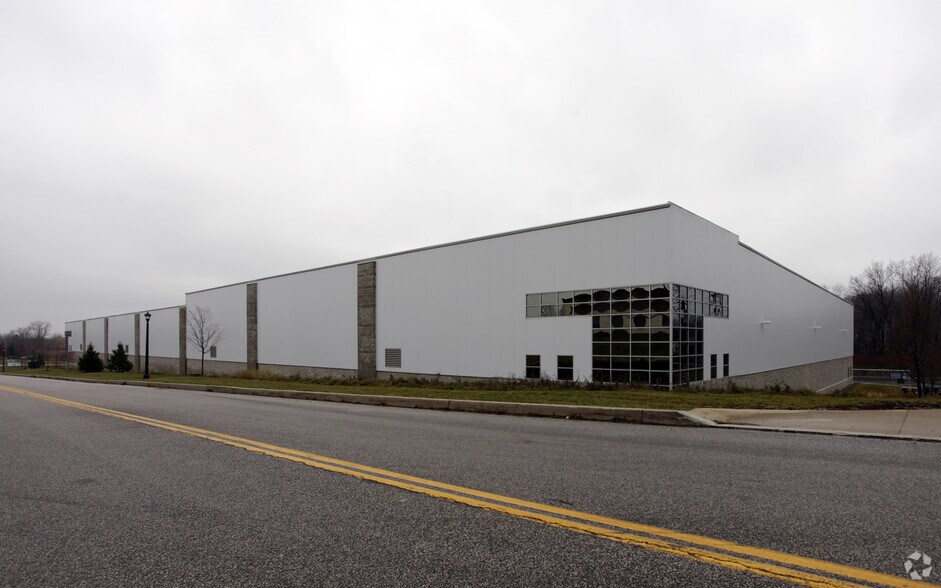 Primary Photo Of 8295 Bavaria Dr, Macedonia Distribution For Lease
