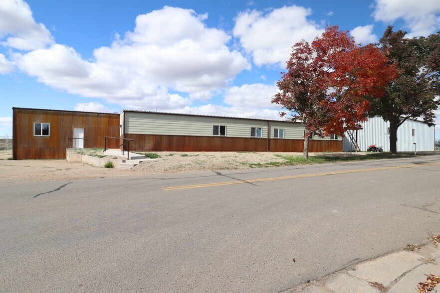 Primary Photo Of 2009 Industrial Road, Cortez Warehouse For Lease