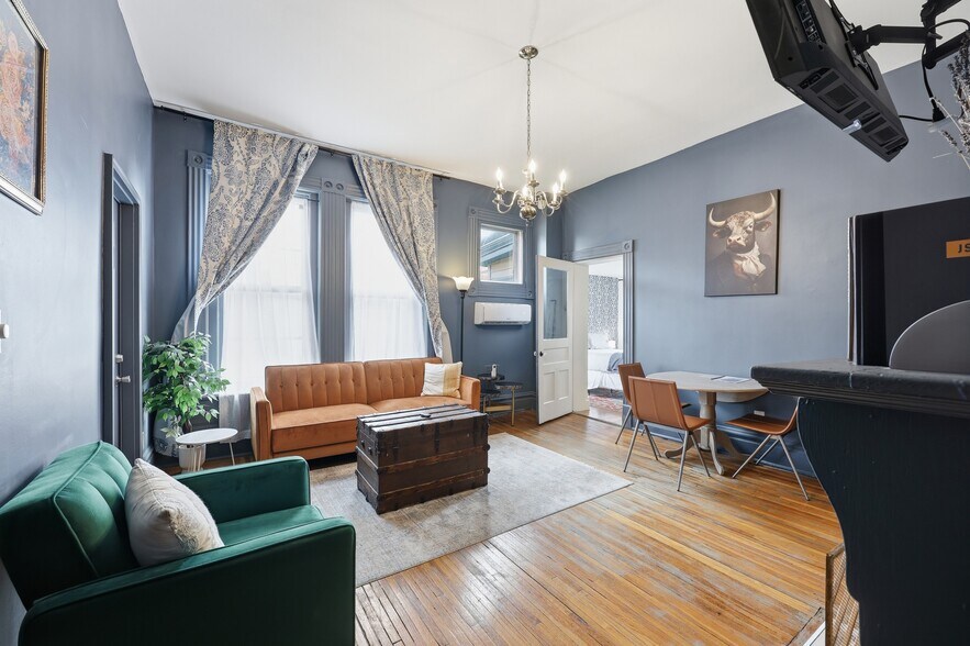 More Photos Of 83 Wilson Ave, Columbus Hospitality For Sale