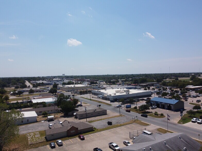 More Photos Of 4527 Stonewall St, Greenville Medical For Sale