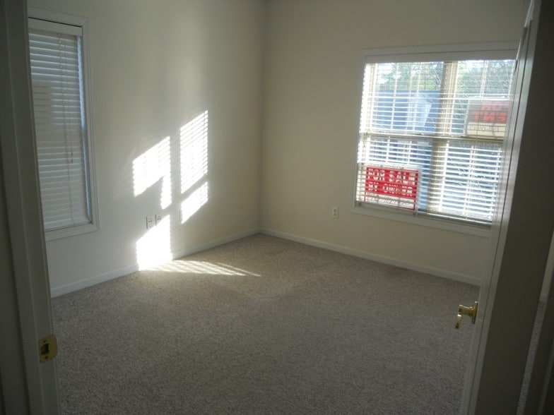 More Photos Of 1301 Shiloh Rd, Kennesaw Office For Lease