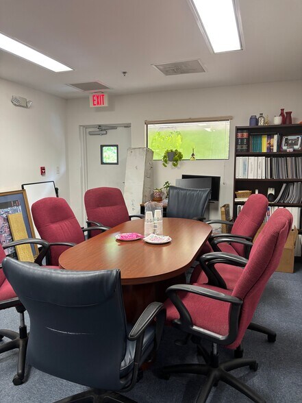 More Photos Of 701 E South St, Orlando Office For Sale