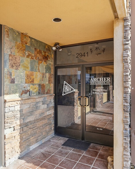 More Photos Of 2943-2947 Foothill Blvd, La Crescenta Medical For Lease