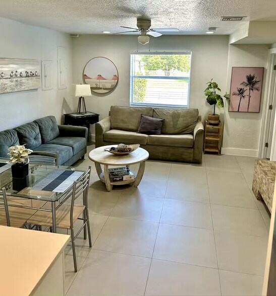 More Photos Of 940 Charles St, West Palm Beach Multifamily For Sale