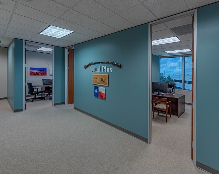 More Photos Of 13131 Dairy Ashford Rd, Sugar Land Office For Sale