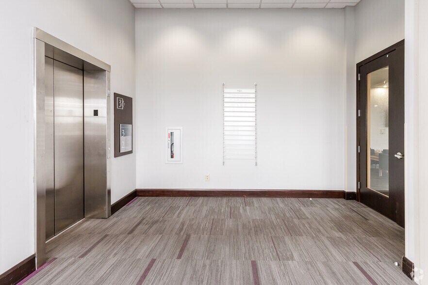 More Photos Of 4410 E Claiborne Sq, Hampton Coworking Space