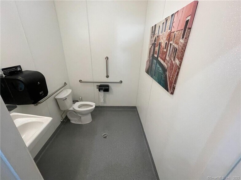 More Photos Of 605 Wolcott Rd, Wolcott Specialty For Sale