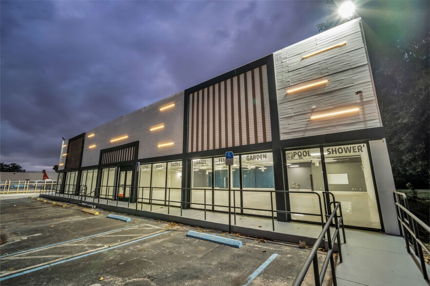 More Photos Of 1920-1934 Stirling Rd, Dania Beach Freestanding For Lease