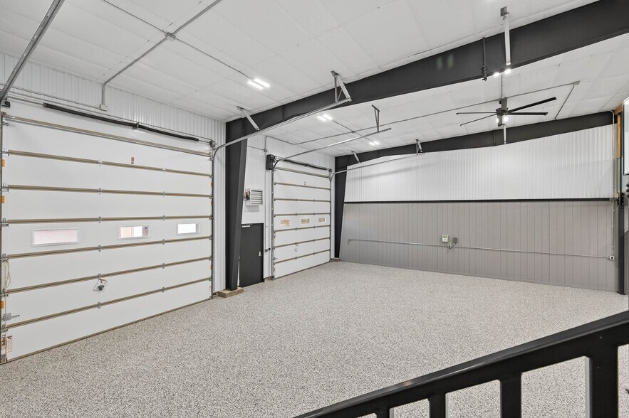 More Photos Of 663 Valerie Ave, Hudson Self Storage For Sale