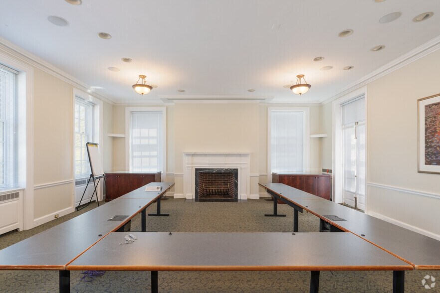 More Photos Of 311 Pennington Rocky Hill Rd, Pennington Unknown For Lease