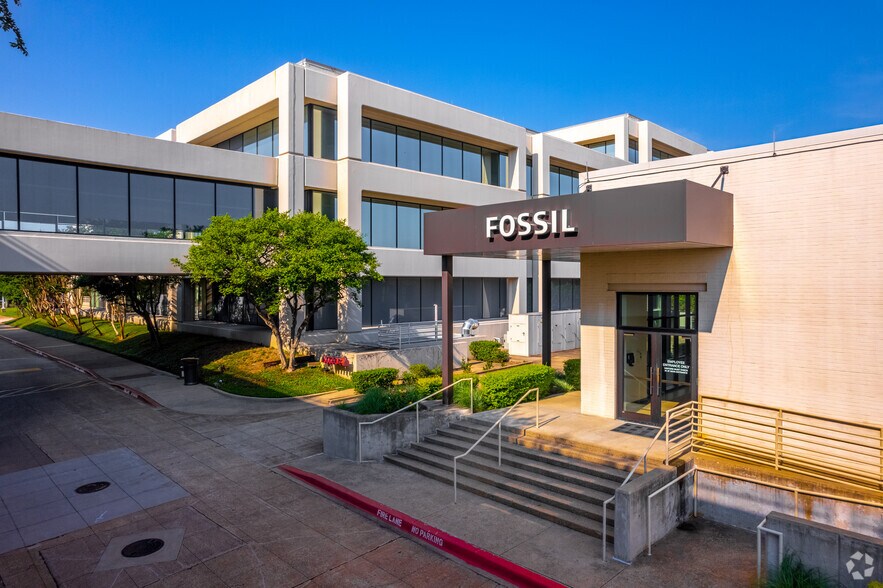 More Photos Of 901 S Central Expy, Richardson Office For Lease