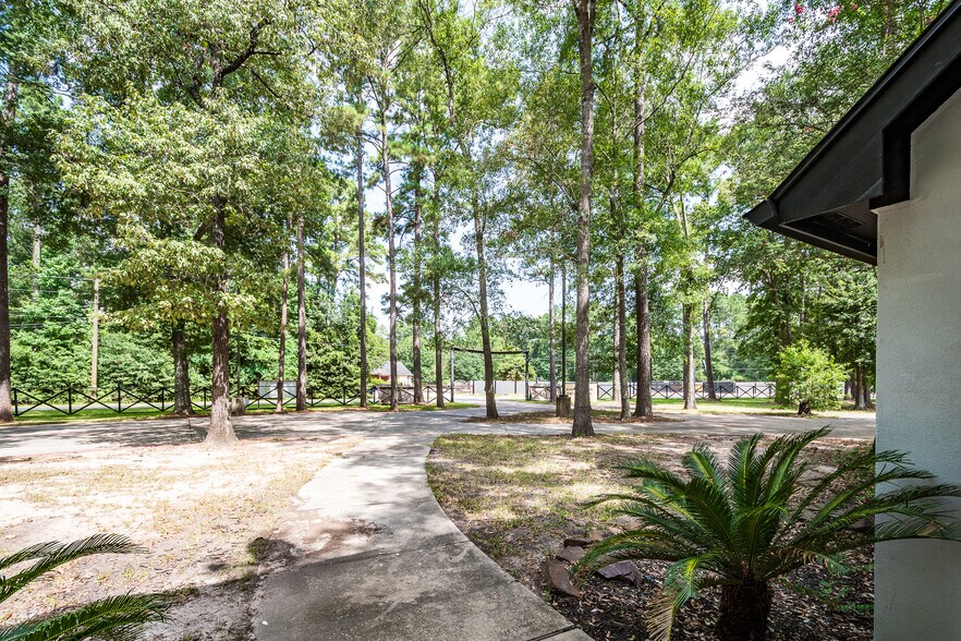 More Photos Of 16111 Porter Ln, Porter Flex For Sale