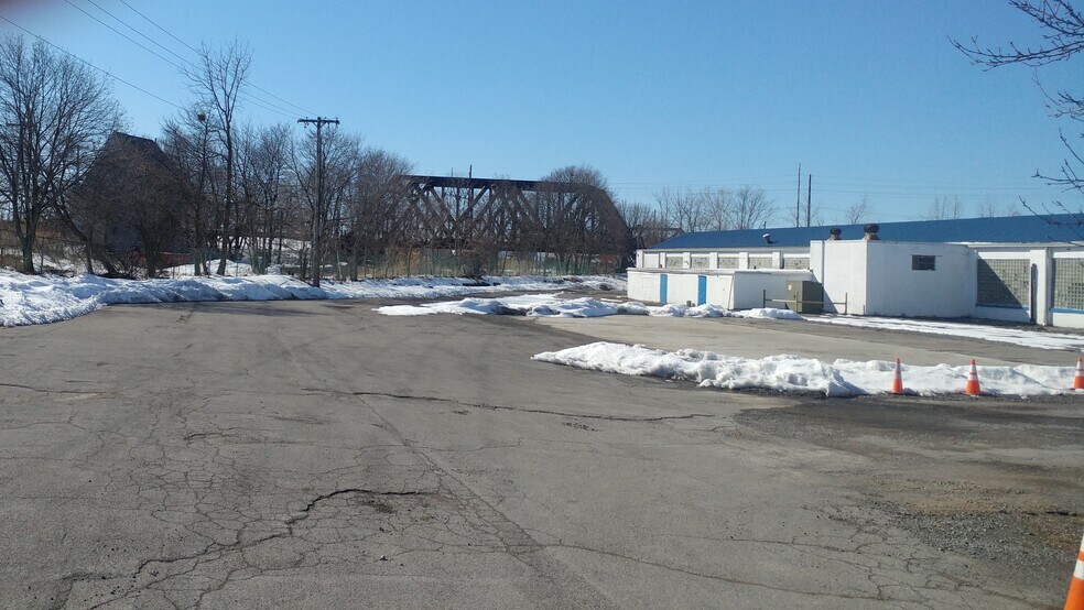 More Photos Of 655 Driving Park Ave, Rochester Warehouse For Lease