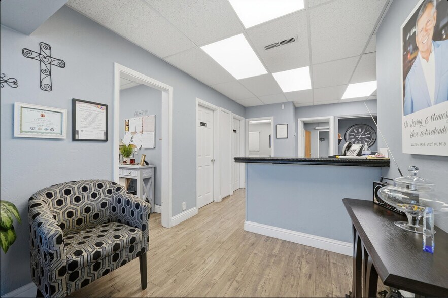 More Photos Of 1660 N Newcomb St, Porterville Coworking Space