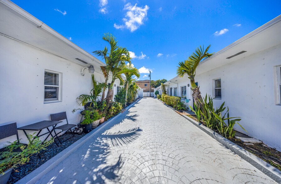 More Photos Of 2900 W Flagler St, Miami Apartments For Sale