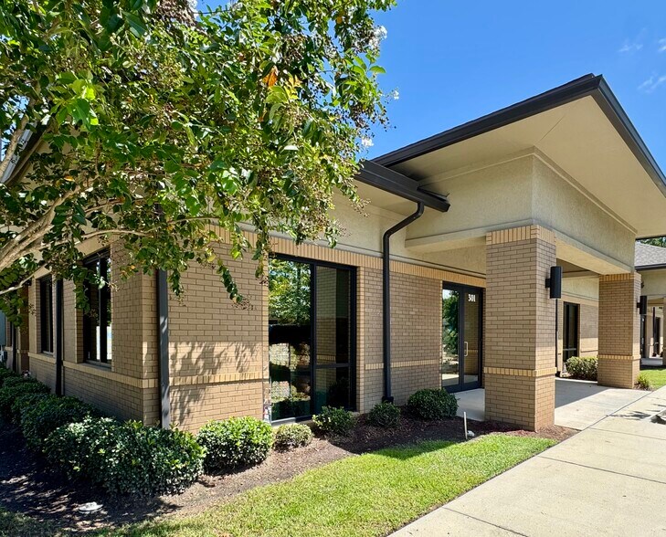 More Photos Of 3003 Claire Ln, Jacksonville Unknown For Lease