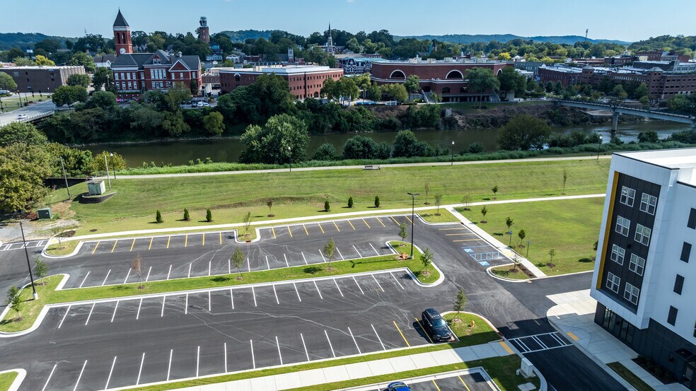 More Photos Of 340 W 3rd St SW, Rome Apartments For Lease