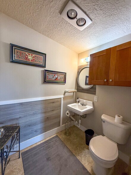 More Photos Of 1730 SE Melrose Dr, Prineville Industrial For Sale