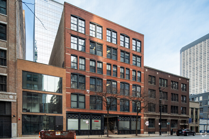 Primary Photo Of 216 S Jefferson St, Chicago Loft Creative Space For Sale