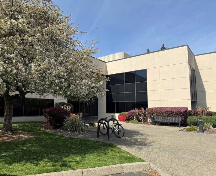 More Photos Of 110 Blue Ravine Rd, Folsom Office For Sale