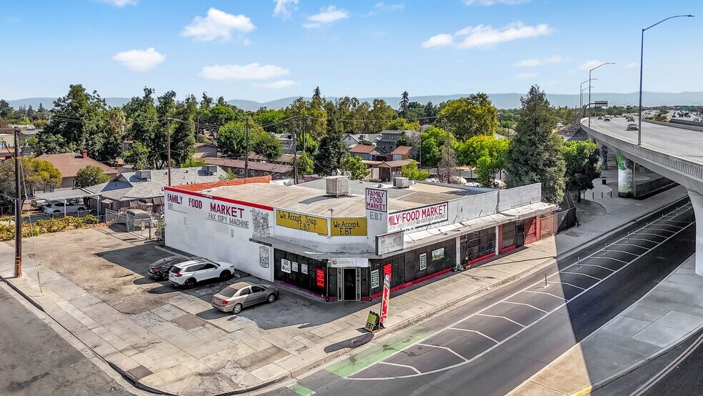 More Photos Of 1103-1111 E Belmont Ave, Fresno Freestanding For Sale