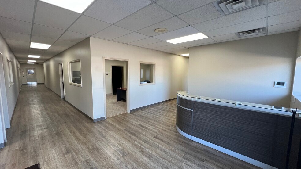 More Photos Of 1145 Brooks Rd, Memphis Mixed Retail For Sale