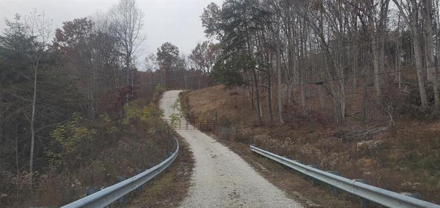More Photos Of Bobcat, Greenup Warehouse For Sale