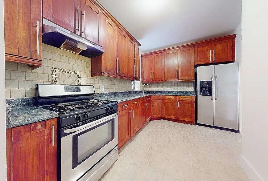 More Photos Of 1944 Madison Ave, New York Apartments For Sale