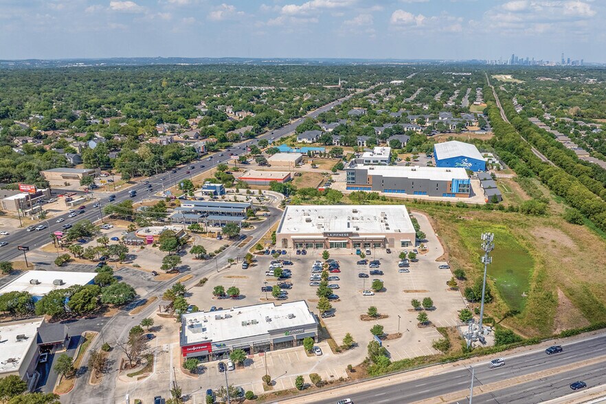 More Photos Of 1824 W Slaughter Ln, Austin Health Club For Sale