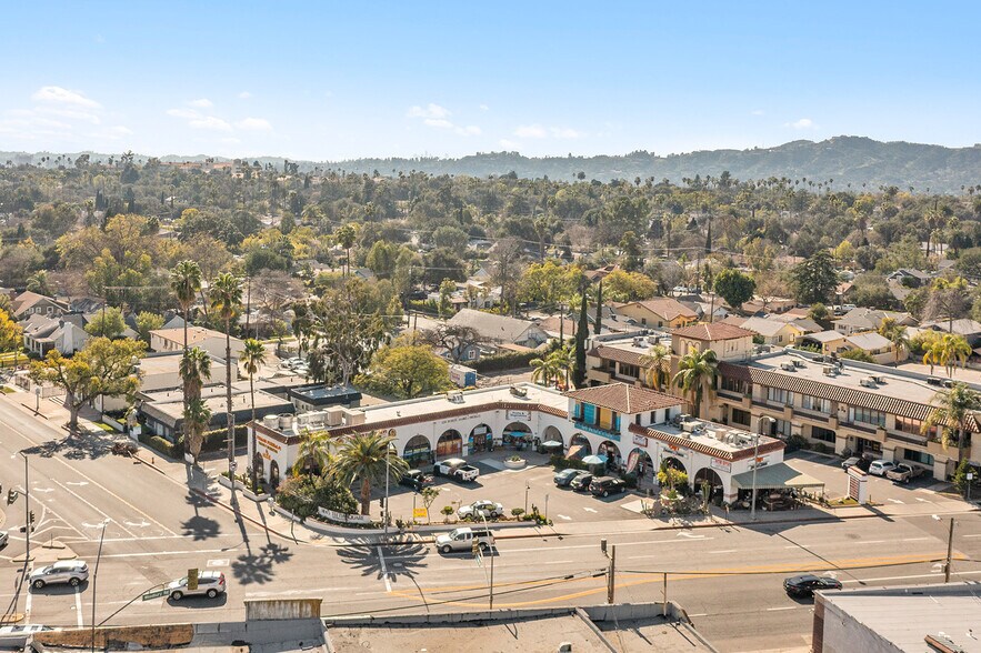 More Photos Of 2057-2061 N Los Robles Ave, Pasadena General Retail For Lease